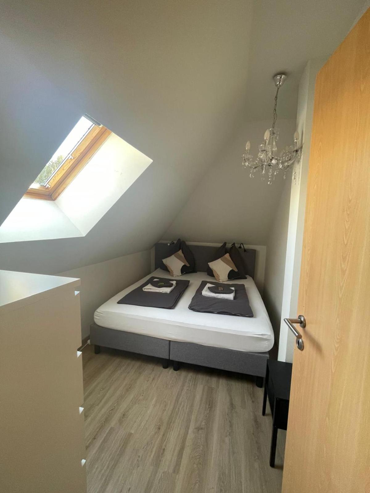 Bullsliving Seeapartment 4 Am Corso Velden am Worthersee Bagian luar foto